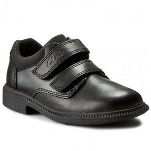 NEW Boys Clarks Leather Dress Shoes Size 9